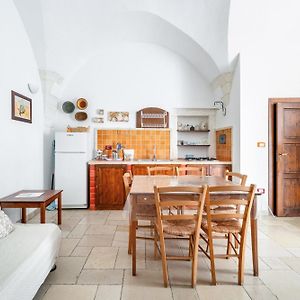 One-Bedroom Separate Building Apartment